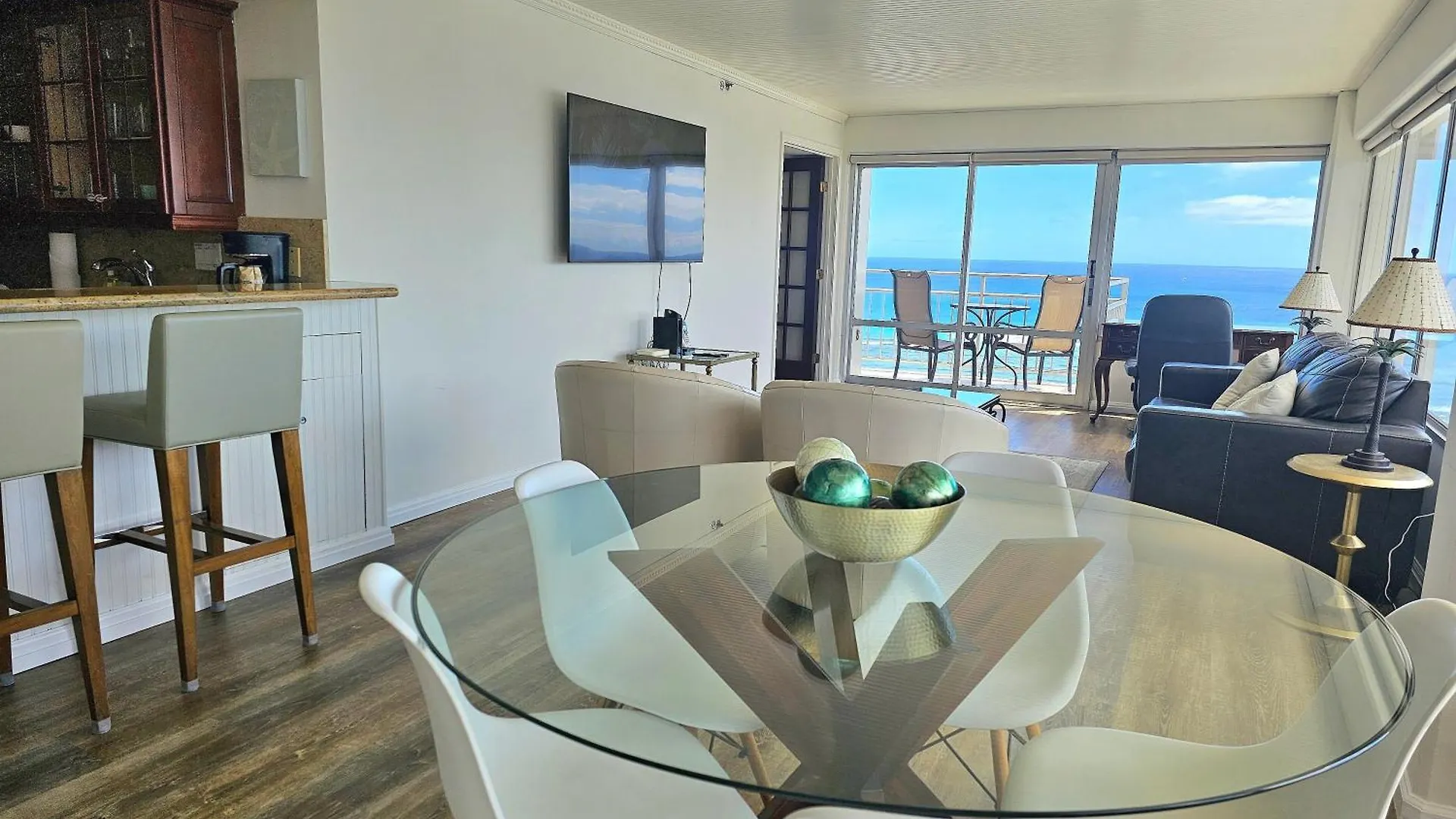 Ilikai Tower 1843 Yacht Harbor View 2Br Daire Honolulu 0*,  ABD